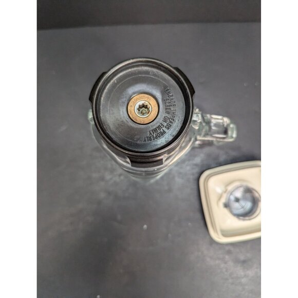 Ostersizer Cycle Blend 8 Speed Replacement Glass Jar 5 Cups 1.25 L with Lid - Picture 5 of 6